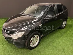 Negro Usado 2007 Ssangyong Actyon Limited SUV | 4999 € (Precio justo)