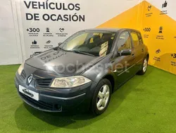 Negro Usado 2007 Renault Mégane II Dynamique Berlina | 2990 € (Precio justo)