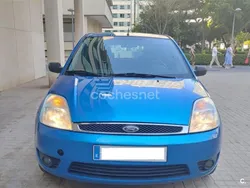 Azul Usado 2005 Ford Fiesta Ghia Utilitario | 3500 € (Precio justo)