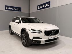 Blanco Usado 2019 Volvo V90 CC Pro Familiar | 22.500 €