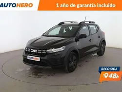 Negro Usado 2024 Dacia Sandero Essentiel Utilitario | 15.237 € (Precio justo)
