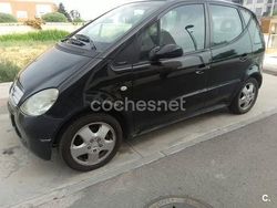 Negro Usado 2000 Mercedes A170 Avantgarde Monovolumen | 1900 €