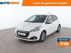 Blanco Usado 2019 Peugeot 208 Signature Sky Utilitario | 8799 € (Buen precio)