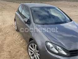 Gris / plata Usado 2010 VW Golf VI Sport Berlina | 8500 € (Caro)