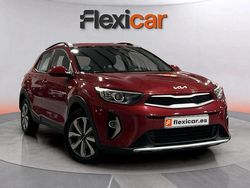 Rojo Usado 2023 Kia Stonic SUV | 13.490 € (Precio justo)