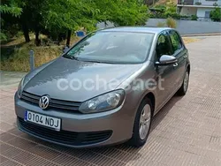 Gris / plata Usado 2010 VW Golf VI Advance Berlina | 6300 € (Precio justo)