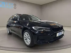 Negro Usado 2021 BMW 330e Comfort Edition Familiar | 24.475 € (Buen precio)