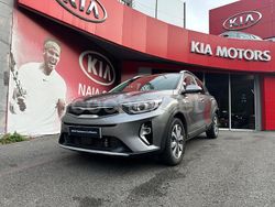 Gris / plata Usado 2024 Kia Stonic SUV | 16.500 € (Precio justo)
