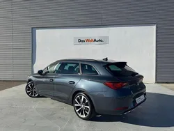 Gris Nuevo 2025 Seat Leon ST FR Familiar | 28.000 € (Precio justo)