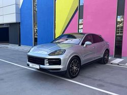 Gris / plata Usado 2025 Porsche Cayenne SUV | 132.900 €