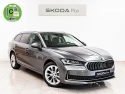 Gris Nuevo 2024 Skoda Superb Selection Familiar | 38.750 € (Precio justo)