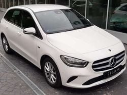 Blanco Usado 2021 Mercedes B250e Monovolumen | 22.900 € (Buen precio)