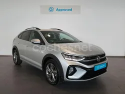 Gris / plata Usado 2024 VW Taigo R-line SUV | 28.900 €