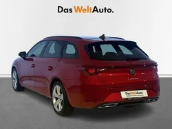 Rojo Usado 2024 Seat Leon ST FR Familiar | 26.800 € (Un poco caro)
