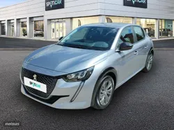 Gris Usado 2023 Peugeot e-208 Active Utilitario | 33.990 €