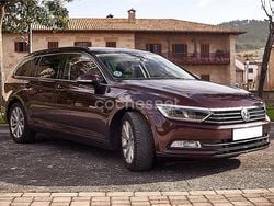 Granate Usado 2017 VW Passat Advance Familiar | 11.490 € (Un poco caro)