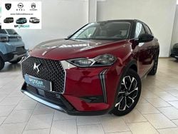 Rojo Usado 2023 DS Automobiles DS3 Crossback E-Tense Opera SUV | 22.500 €