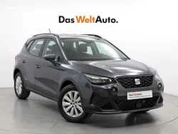 Gris Usado 2024 Seat Arona Reference SUV | 18.300 € (Precio justo)