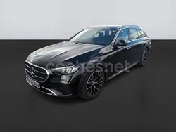 Negro Usado 2024 Mercedes E300 Familiar | 53.800 € (Super precio)