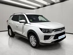 Blanco Usado 2020 Ssangyong Korando SUV | 19.200 € (Un poco caro)