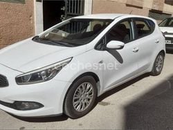 Blanco Usado 2012 Kia Ceed Berlina | 6000 € (Precio justo)