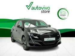 Negro Usado 2023 Peugeot e-208 GT Utilitario | 28.500 €