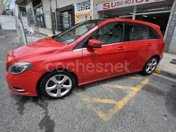 Rojo Usado 2012 Mercedes B200 Monovolumen | 13.500 € (Precio justo)