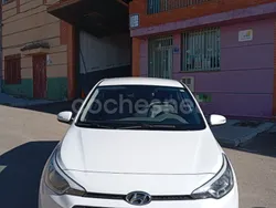 Blanco Usado 2016 Hyundai i20 Berlina | 6800 € (Precio justo)
