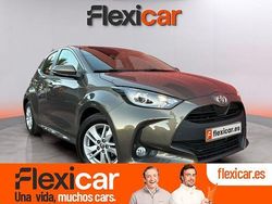 Marrón Usado 2022 Toyota Yaris Edition Berlina | 18.990 € (Un poco caro)