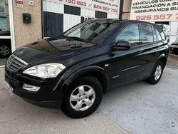 Negro Usado 2010 Ssangyong Kyron SUV | 4797 € (Precio justo)