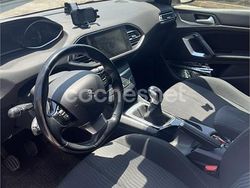 Blanco Usado 2017 Peugeot 308 Business-Line Familiar | 8500 € (Precio justo)