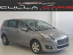 Gris / plata Usado 2016 Peugeot 5008 Active Monovolumen | 11.499 € (Caro)