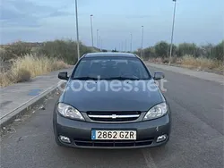Gris / plata Usado 2010 Chevrolet Lacetti SX Berlina | 5500 € (Precio justo)