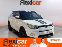 Blanco Usado 2015 Ssangyong (KGM) Tivoli Limited SUV | 11.490 €