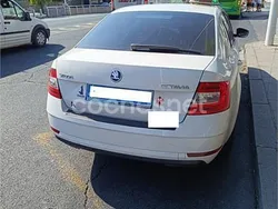 Blanco Usado 2019 Skoda Octavia Berlina | 8000 € (Buen precio)