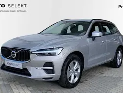 Plateado Usado 2024 Volvo XC60 Core SUV | 40.600 € (Super precio)