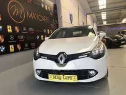 Blanco Usado 2018 Renault Clio GrandTour LIMITED Familiar | 11.500 € (Caro)