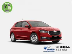 Rojo Nuevo 2025 Skoda Fabia Selection | 21.305 € (Precio justo)