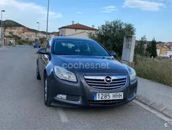 Gris / plata Usado 2011 Opel Insignia Edition Berlina | 5100 € (Precio justo)