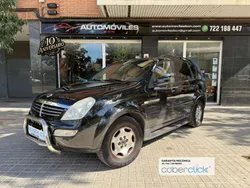 Gris Usado 2005 Ssangyong Rexton SUV | 3990 € (Precio justo)