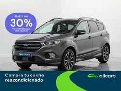 Gris Usado 2017 Ford Kuga ST-Line SUV | 17.690 € (Precio justo)