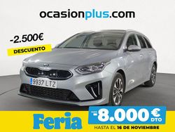 Gris / plata Usado 2021 Kia Ceed Familiar | 20.490 € (Un poco caro)