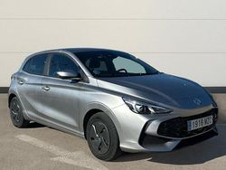 Gris Usado 2025 MG MG3 Utilitario | 18.500 € (Precio justo)