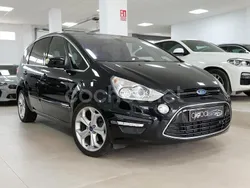 Negro Usado 2012 Ford S-MAX Titanium Monovolumen | 9999 € (Precio justo)