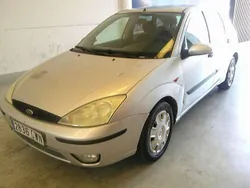 Plateado Usado 2004 Ford Focus Ambiente Familiar | 2410 € (Buen precio)