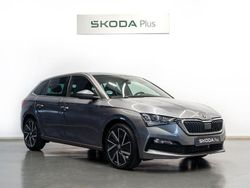 Gris Usado 2024 Skoda Scala Sport Utilitario | 23.500 € (Un poco caro)