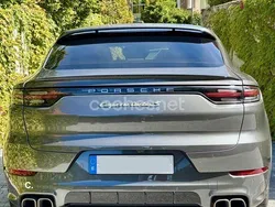 Gris / plata Usado 2019 Porsche Cayenne Turbo S SUV | 97.000 €