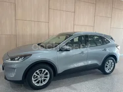 Gris / plata Usado 2022 Ford Kuga Titanium SUV | 26.500 € (Precio justo)