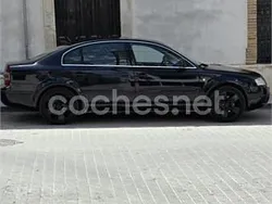 Negro Usado 2006 Skoda Superb Classic Berlina | 2000 €