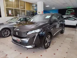 Negro Usado 2022 Peugeot 5008 Allure Monovolumen | 22.750 € (Precio justo)
